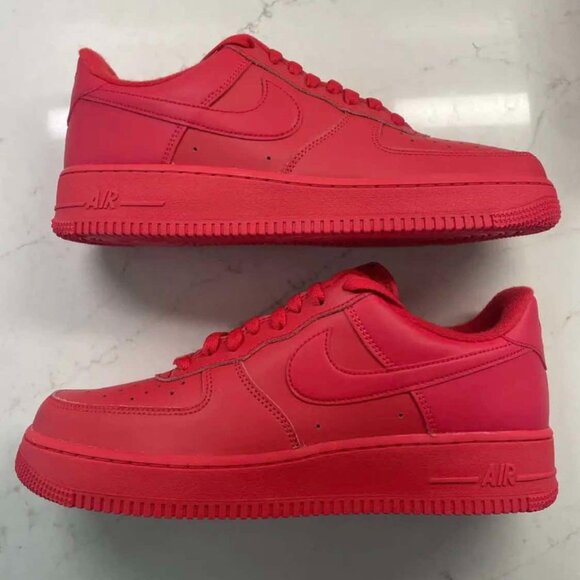 Triple Red Air Force 1 BRAND NEW - Picture 1 of 7
